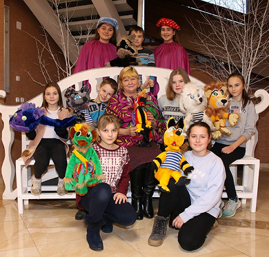 Образцовый кукольный театр «Сюрприз»